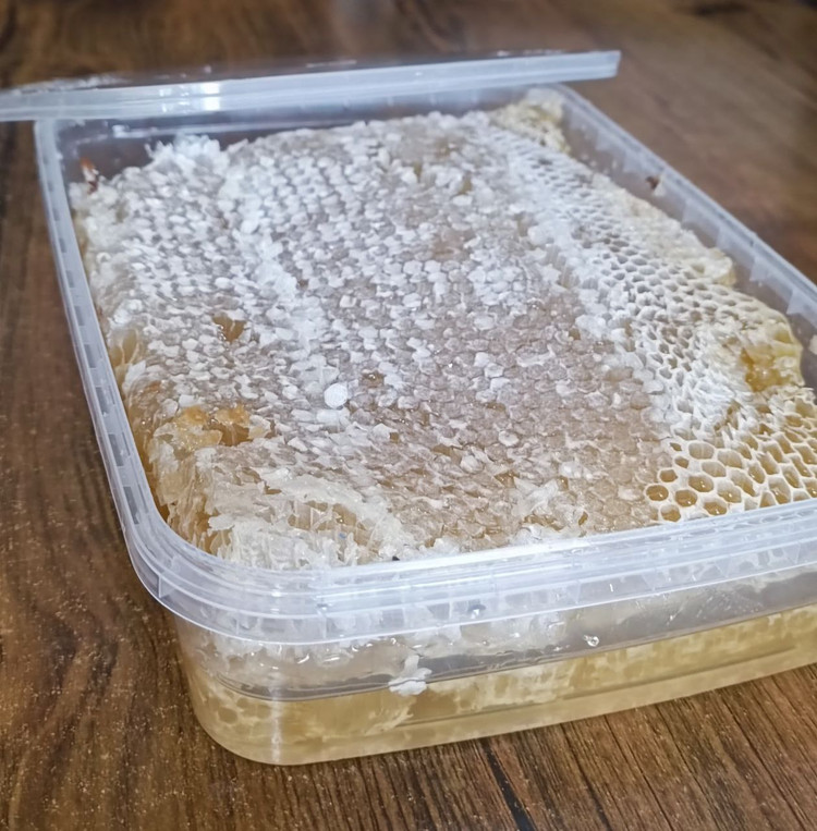 عسل ارگانیک - عسل باموم - طبیعی