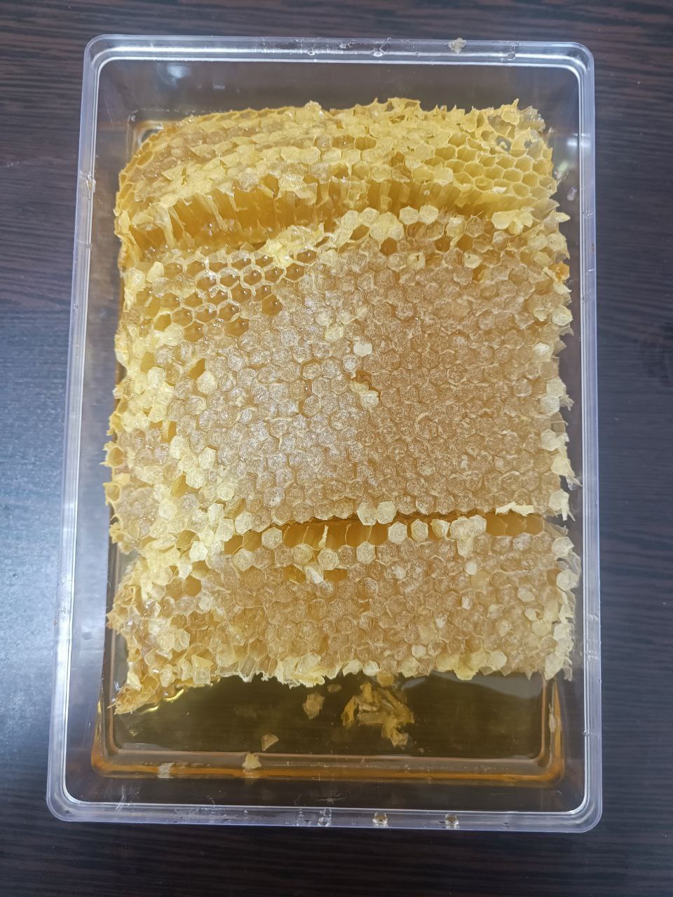 عسل طبیعی - عسل با موم طبیعی